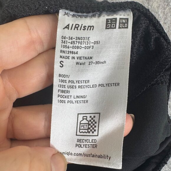 Uniqlo Mens Black Joggers Sz S Tapered Pockets AIRism Activewear Lightweight - Picture 4 of 12